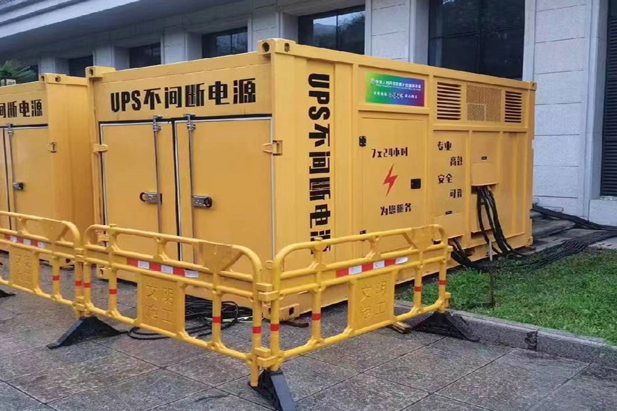 怀化发电机租赁施工现场